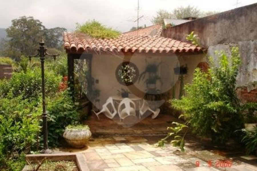 Sobrado à venda com 5 quartos, sendo 3 suítes,  em Vila Irmãos Arnoni, São Paulo, SP