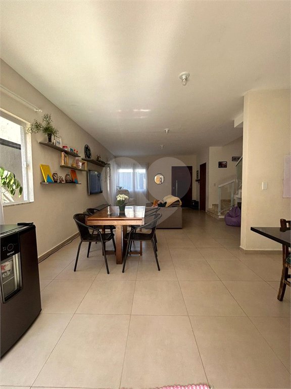 Sobrado à venda com 3 quartos, sendo 1 suíte,  em Villa Di Cesar, Mogi das Cruzes, SP