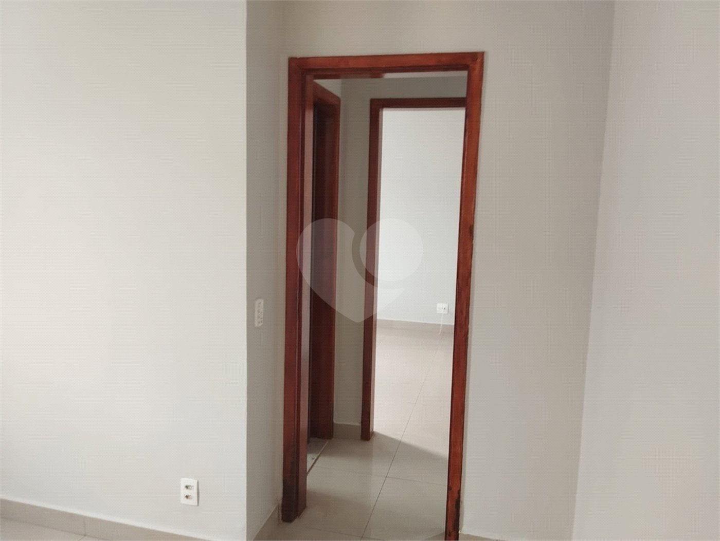 Apartamento à venda com 2 quartos em Parque Laranjeiras, Araraquara, SP