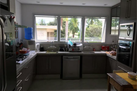 Casa à venda com 5 suítes no condomínio São Paulo, São Paulo - SP