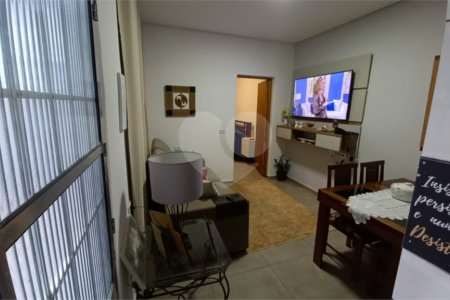Casa à venda com 3 quartos em Jardim São Jorge, São Paulo, SP