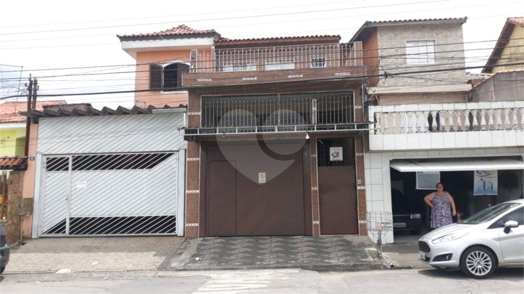 Sobrado à venda com 3 quartos, sendo 1 suíte, em Parque Continental I, Guarulhos, SP