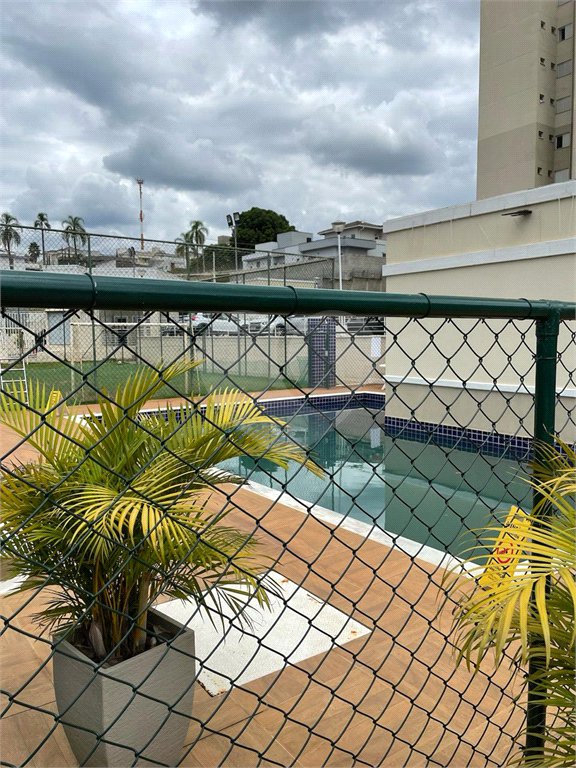 Apartamento à venda com 3 quartos, sendo 1 suíte,  em Jardim Bandeirantes, Louveira, SP