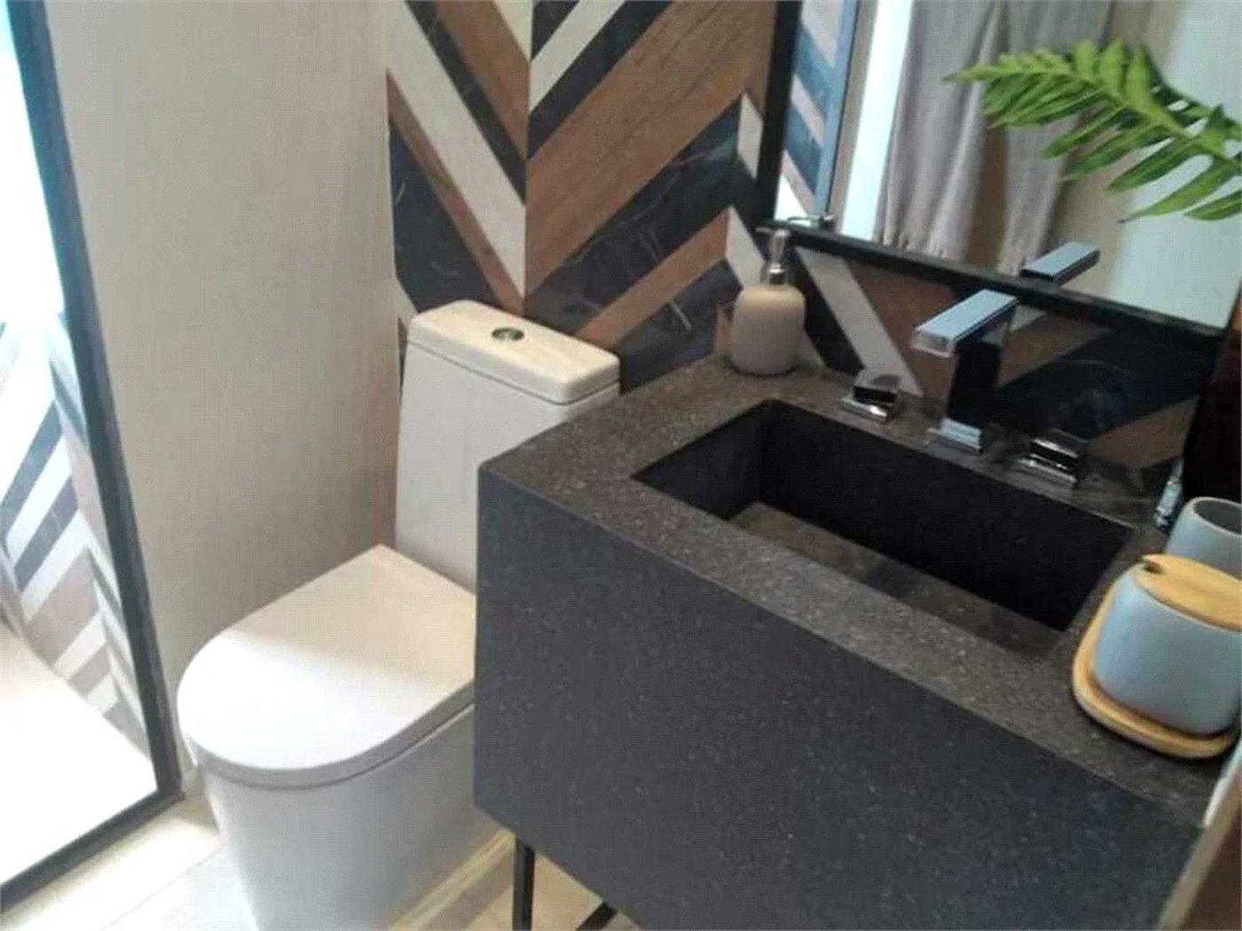 Apartamento à venda com 3 quartos, sendo 1 suíte, em Jardim das Acácias, São Paulo, SP