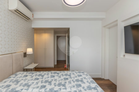Apartamento à venda com 4 quartos, sendo 3 suítes, em Brooklin Paulista, São Paulo, SP