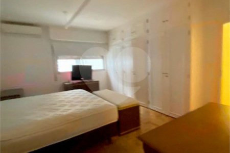 Apartamento à venda com 4 quartos, sendo 1 suíte, em Jardim Paulista, São Paulo, SP