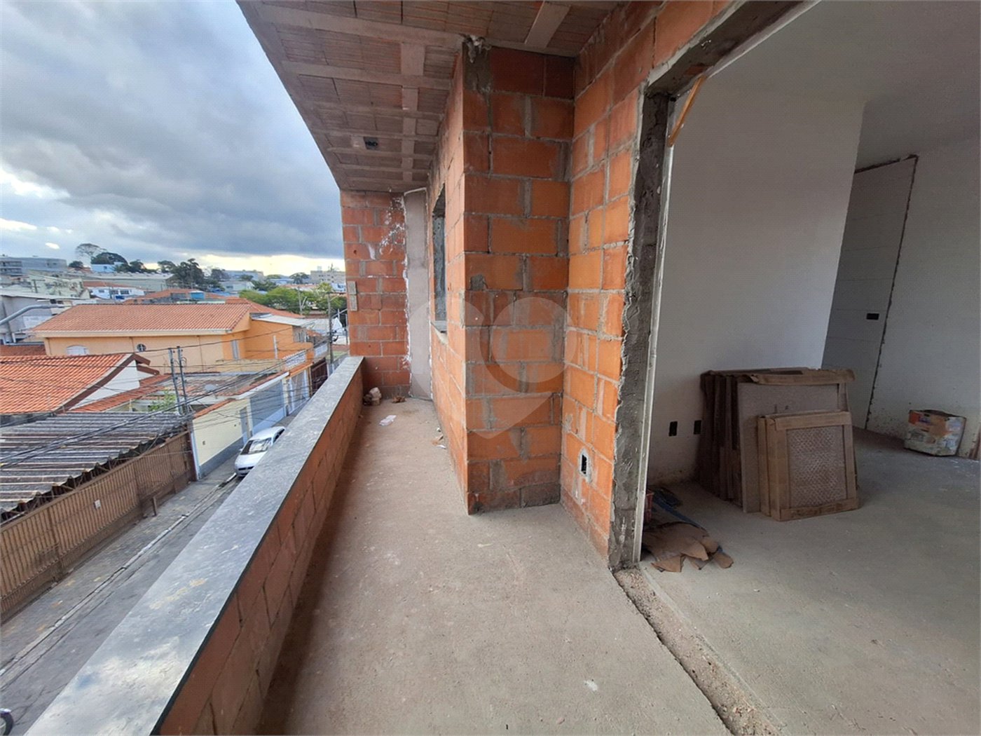 Casa à venda com 2 quartos no condomínio Ângelo Calandrino, São Paulo - SP