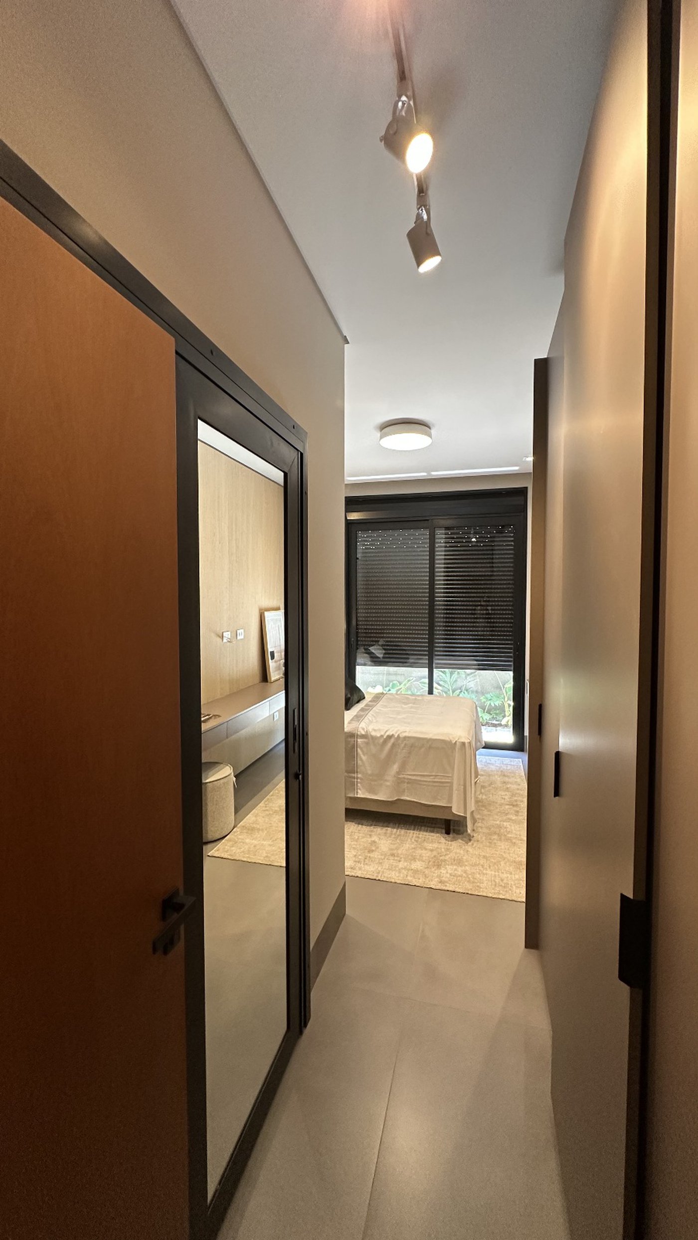 Casa à venda com 4 quartos, sendo 2 suítes,  no condomínio Damha IV, Presidente Prudente - SP