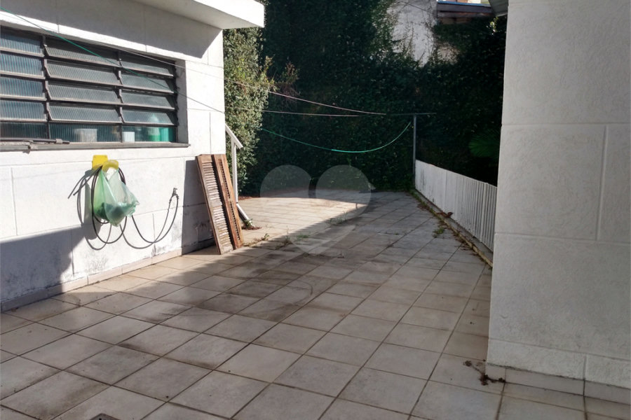 Casa à venda com 6 quartos, sendo 2 suítes, em Tremembé, São Paulo, SP