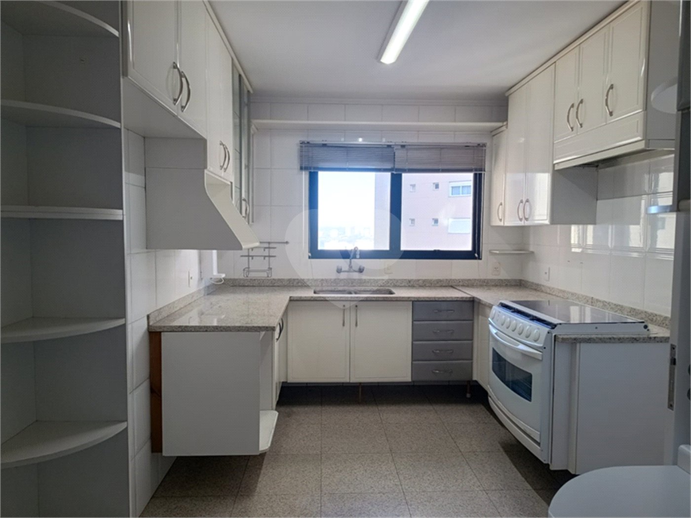 Apartamento à venda com 4 suítes em Paraíso do Morumbi, São Paulo, SP