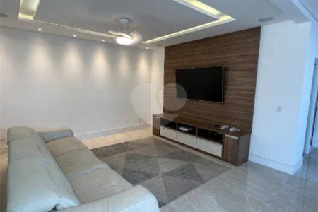 Casa à venda com 4 suítes no condomínio Jardim do Golfe 3, São José dos Campos - SP