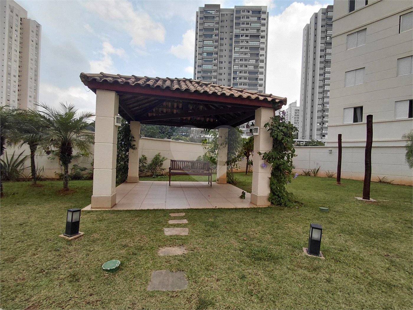 Apartamento à venda com 2 quartos em Lapa, São Paulo, SP