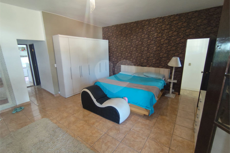 Sobrado à venda com 3 quartos, sendo 1 suíte, em Tremembé, São Paulo, SP