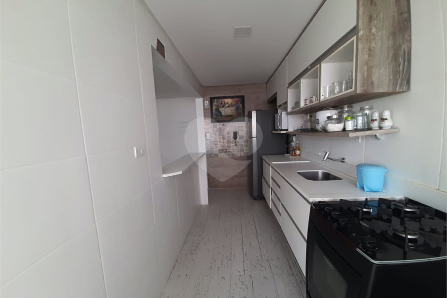 Apartamento à venda com 2 quartos, sendo 1 suíte,  no Centro, Mongaguá, SP