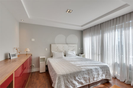 Cobertura duplex com 3 quartos a Venda e locação no Alto Boa Vista, São Paulo - SP