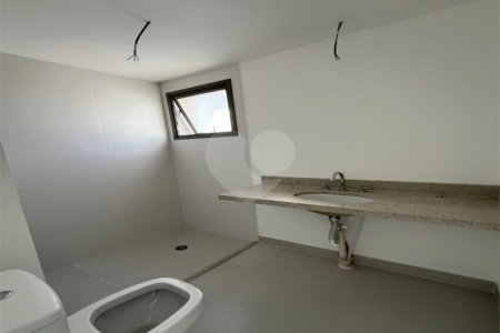 Apartamento à venda com 3 quartos, sendo 1 suíte, em Jardim Prudência, São Paulo, SP
