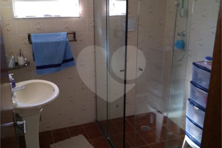 Casa à venda com 3 quartos, sendo 1 suíte,  em Jardim Bonfiglioli, São Paulo, SP