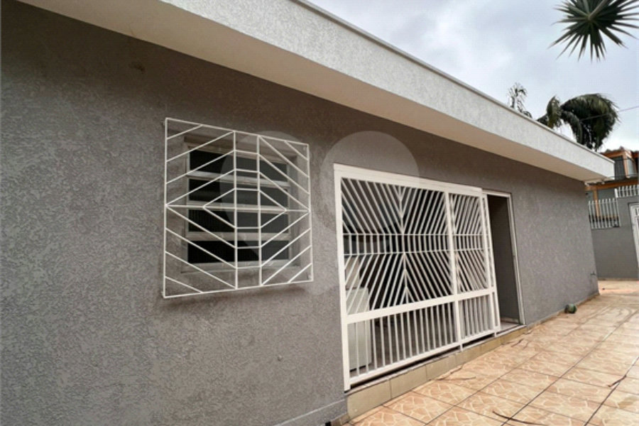 Casa Térrea à venda com 3 quartos em Jaraguá, São Paulo, SP