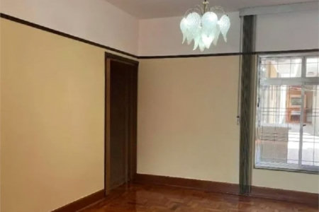 Sobrado à venda com 4 quartos, sendo 1 suíte,  em Alto da Lapa, São Paulo, SP