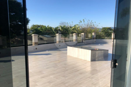 Casa para alugar com 5 quartos, sendo 3 suítes,  em Samambaia Parque Residencial, Atibaia, SP