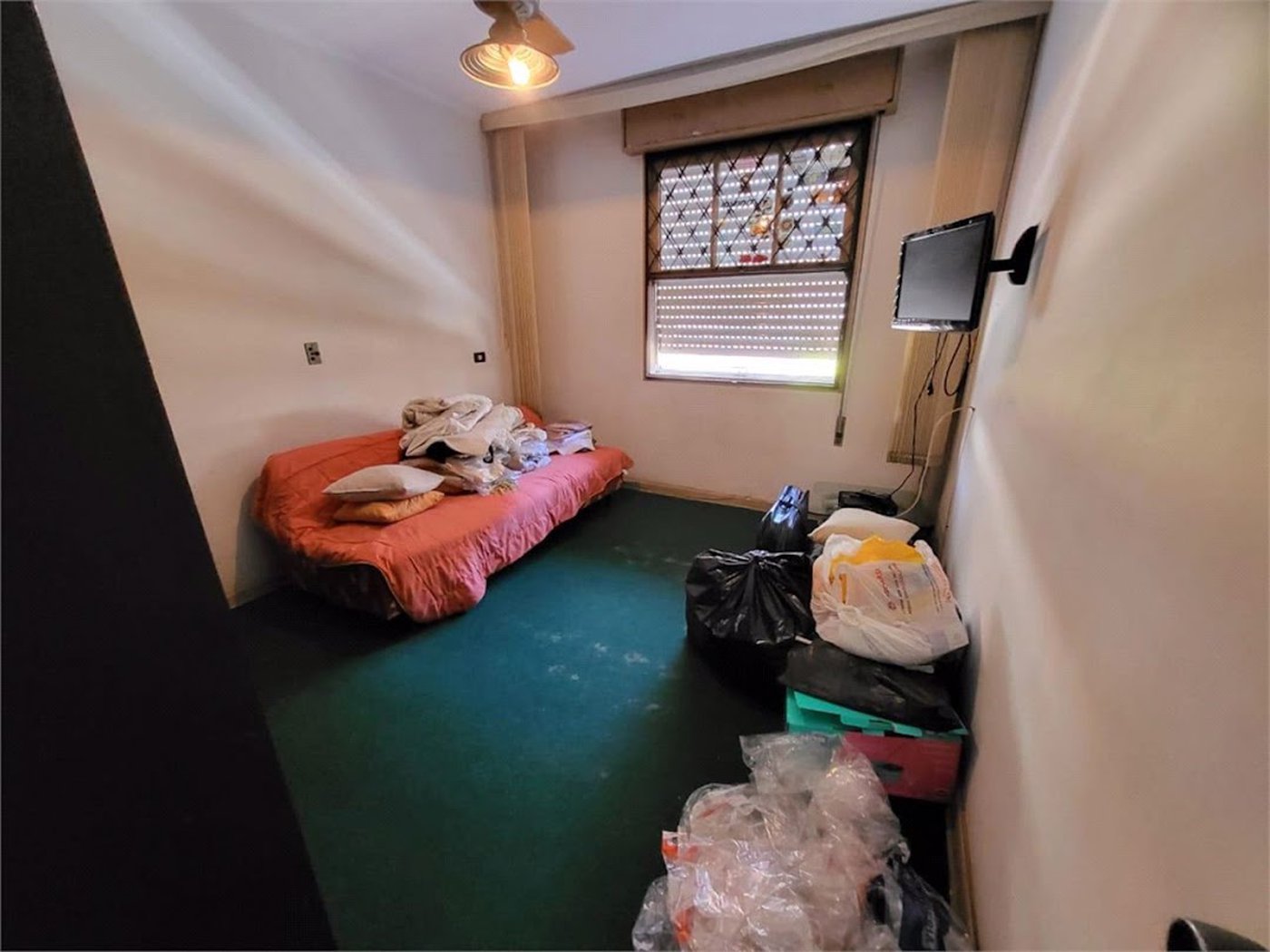 Apartamento com 4 dormitórios à venda, 180 m² por R$ 700.000,00 - Gonzaga - Santos/SP
