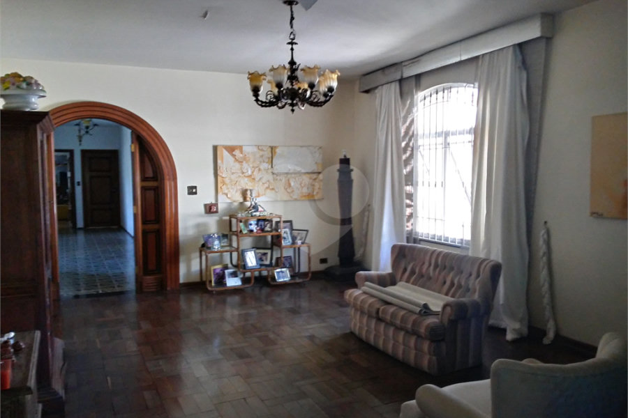 Casa à venda com 5 quartos, sendo 2 suítes, em Tremembé, São Paulo, SP