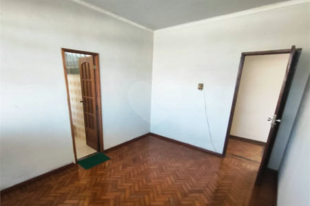 Casa à venda com 3 quartos, sendo 1 suíte, em Santa Cruz, Rio de Janeiro, RJ