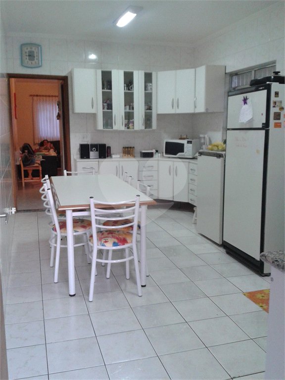 Sobrado à venda com 3 quartos em Vila Dona Augusta, São Paulo, SP