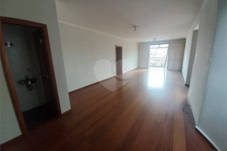 Apartamento para venda ou locação no Ed. Alexandre Previero