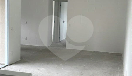 Apartamento à venda com 3 quartos, sendo 1 suíte,  em Vila Suzana, São Paulo, SP