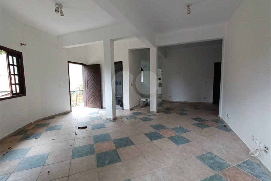 Casa para alugar com 3 quartos no condomínio Champs Elysees Village, Mairiporã - SP