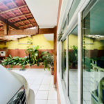 Sobrado à venda com 4 quartos, sendo 1 suíte, em Vila Gilda, Santo André, SP