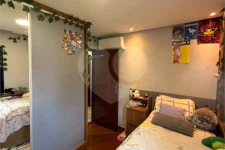 Apartamento à venda com 3 quartos, sendo 1 suíte,  em Vila Paulicéia, São Paulo, SP