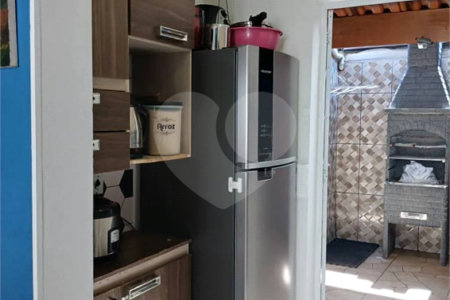 Casa à venda com 2 quartos no condomínio Villa Caucaia, Cotia - SP