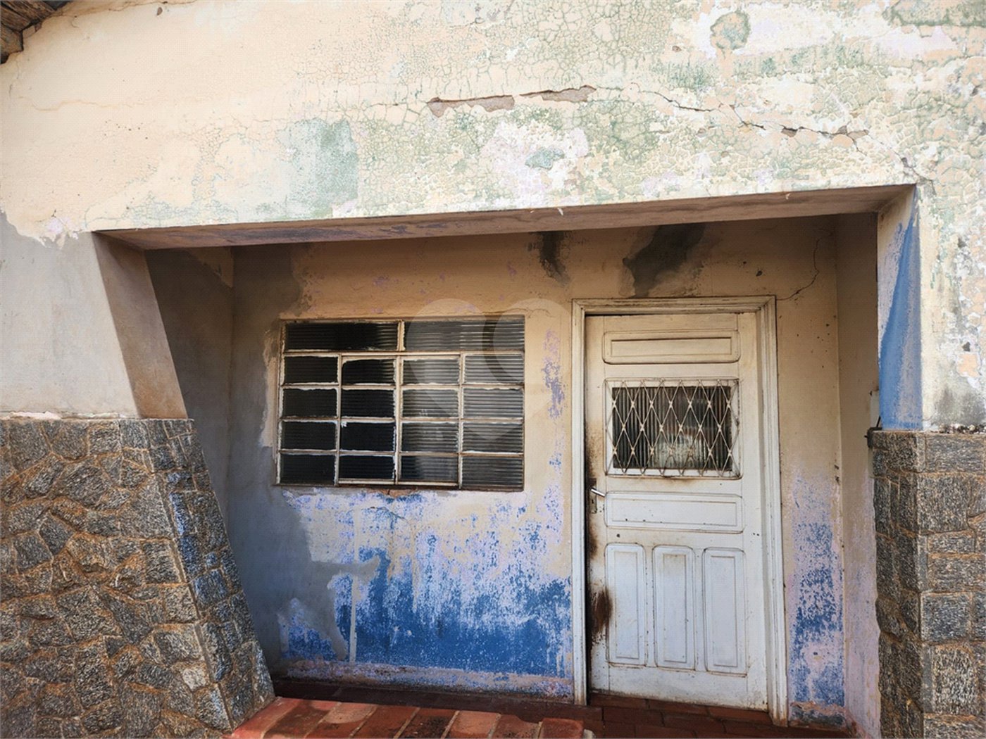 Casa à venda com 2 quartos em Vila Cidade Industrial (vila Xavier), Araraquara, SP