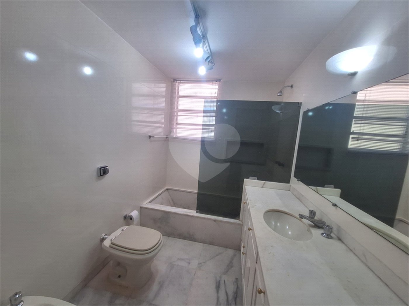 Apartamento à venda com 3 quartos, sendo 1 suíte, em Tijuca, Rio de Janeiro, RJ
