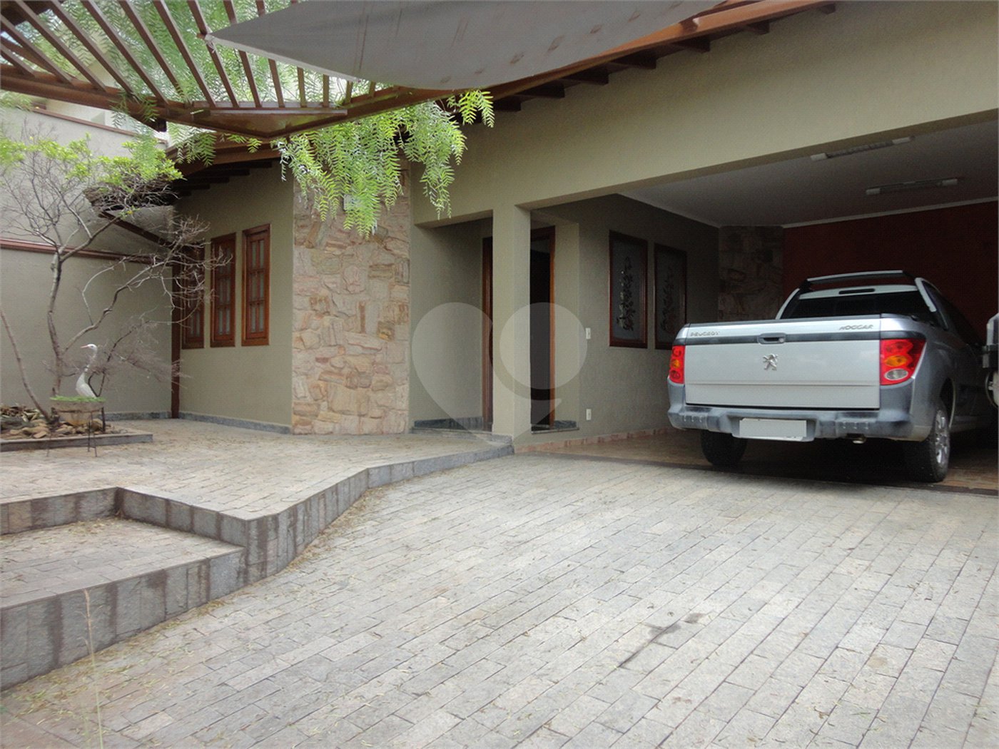 Casa à venda com 3 quartos, sendo 1 suíte, em Santa Marina, Valinhos, SP