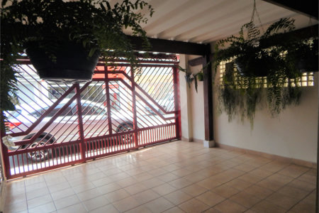 Sobrado à venda com 4 quartos, sendo 1 suíte, em Chácara Santo Antônio (zona Sul), São Paulo, SP