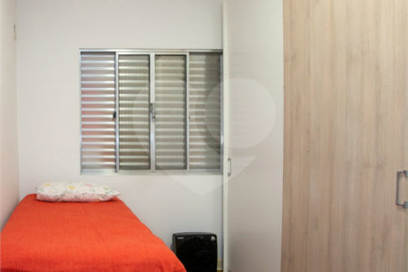 Casa à venda com 3 quartos, sendo 1 suíte, em Mirandópolis, São Paulo, SP