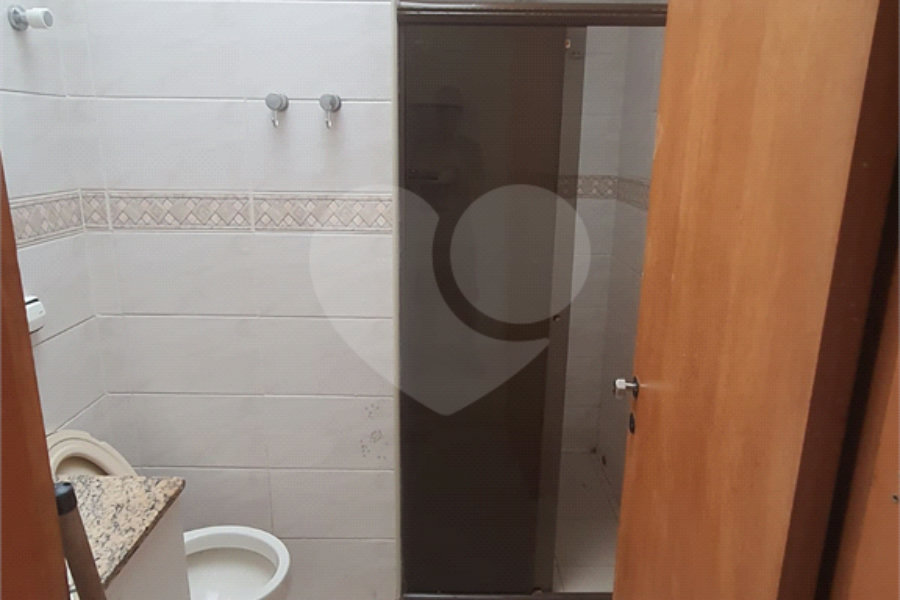 Sobrado à venda com 2 quartos em Vila Romero, São Paulo, SP