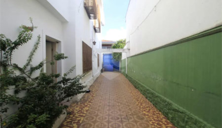 Sobrado à venda com 5 quartos em Vila Monumento, São Paulo, SP