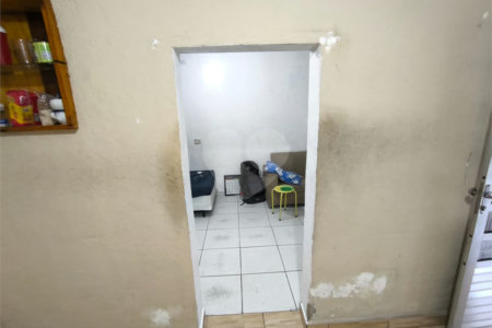 Casa à venda com 3 quartos, sendo 1 suíte, em Umarizal, São Paulo, SP