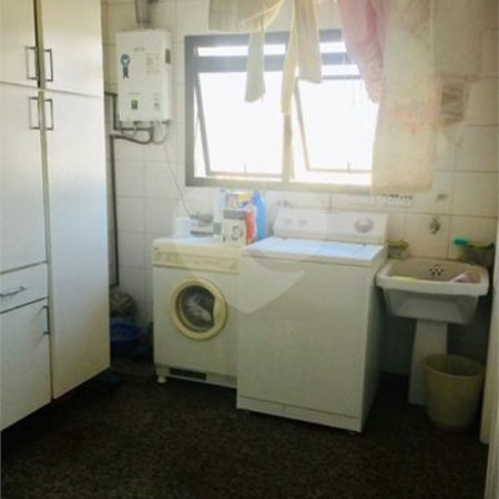 Apartamento à venda com 4 quartos, sendo 2 suítes,  em Aclimação, São Paulo, SP