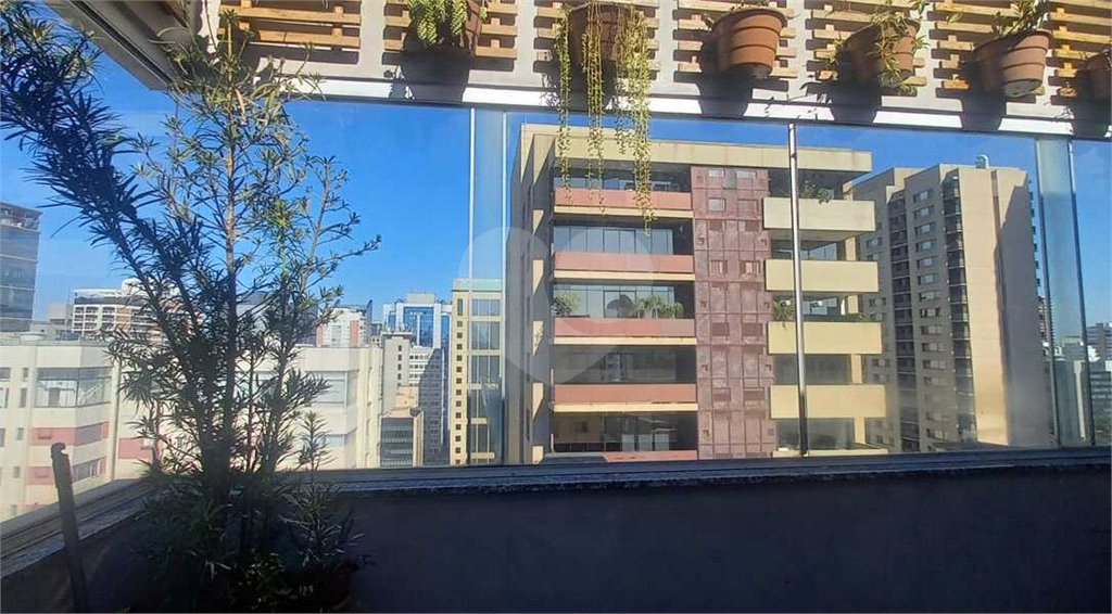 Apartamento à venda com 2 quartos, sendo 1 suíte,  em Itaim Bibi, São Paulo, SP