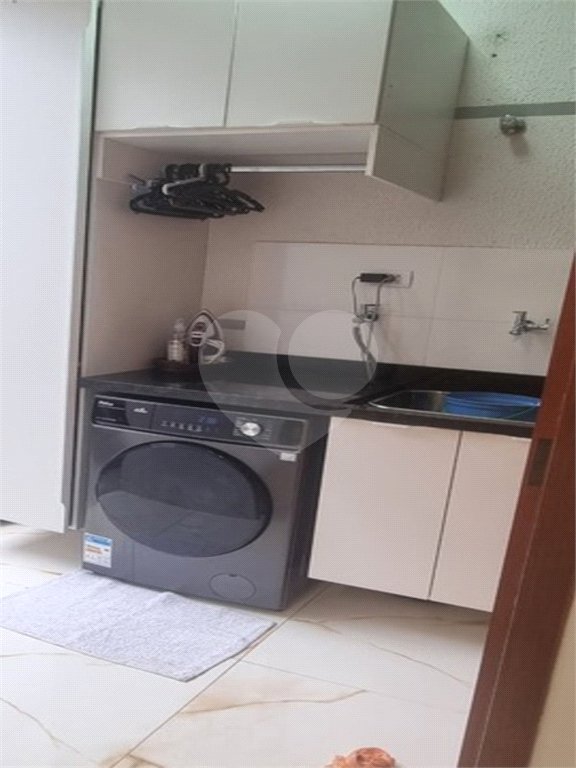 Casa à venda com 2 suítes no condomínio Residencial Pedro Julio, Mogi das Cruzes - SP