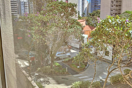 Apartamento à venda com 3 quartos, sendo 1 suíte, em Cerqueira César, São Paulo, SP