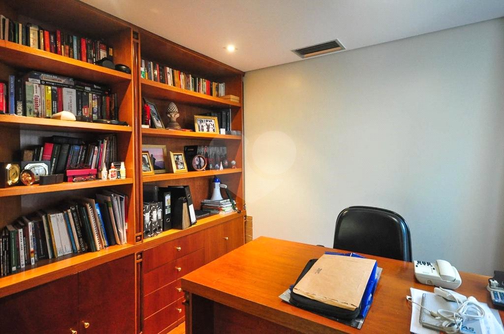 Apartamento à venda com 4 suítes em Vila Andrade, São Paulo, SP