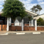 Casa à venda ou para alugar com 2 suítes em Vila Barth, Itapetininga, SP