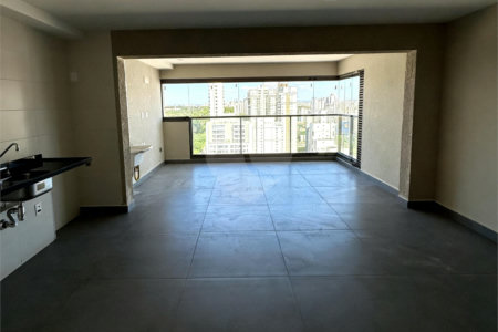 Apartamento à venda com 2 suítes em Campo Belo, São Paulo, SP