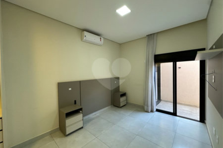 Casa à venda com 3 quartos, sendo 1 suíte, no condomínio Vila Ytu, Indaiatuba - SP